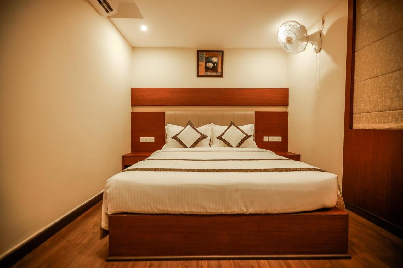 Nesma Palace Kannur Exterior photo